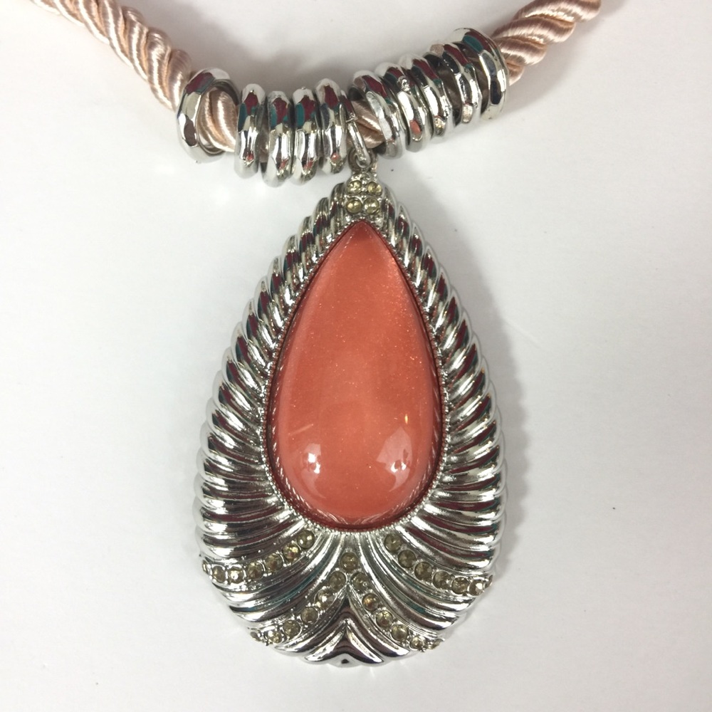 New York & Co Orange Teardrop Pendant Necklace NWT